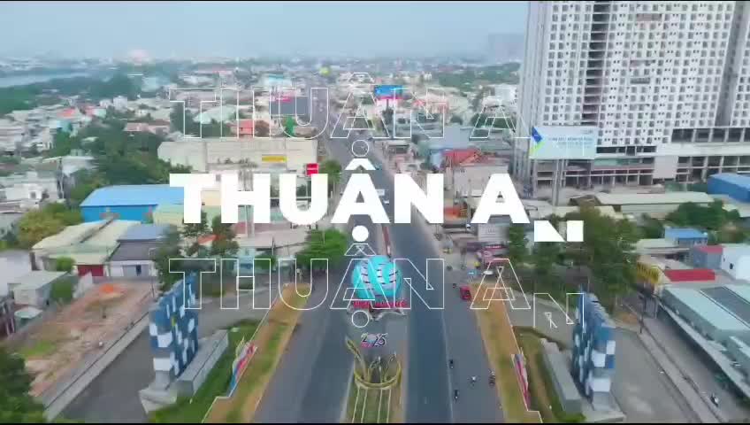 💰 THE EMERALD BOULEVARD – KÊNH ĐẦU TƯ AN TOÀN GIỮA THỊ TRƯỜNG BIẾN ĐỘNG  Trong bối cảnh vàng, chứng khoán nhiều biến động… 👉 Bất động sản căn hộ vẫn là kênh giữ tiền bền vững và tăng giá dài hạn  🔥 Và The Emerald Garden View đang là “điểm rơi đầu tư” - ảnh 2
