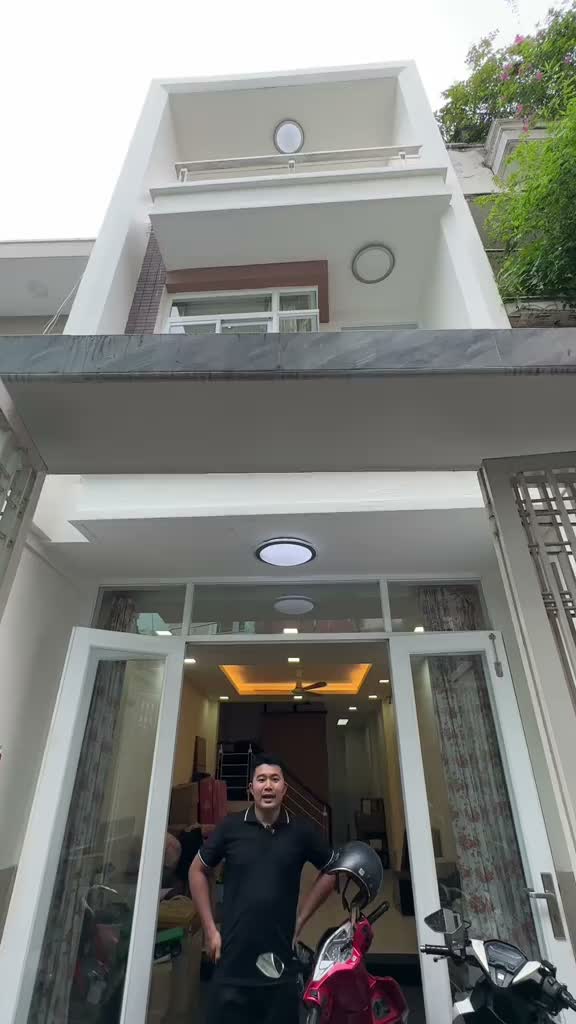 Hoà Hưng - Quận 10 - 3.5 x 14 - 3 Tầng - 6.8 T#nhachinhchu #dongnhacogu #nha