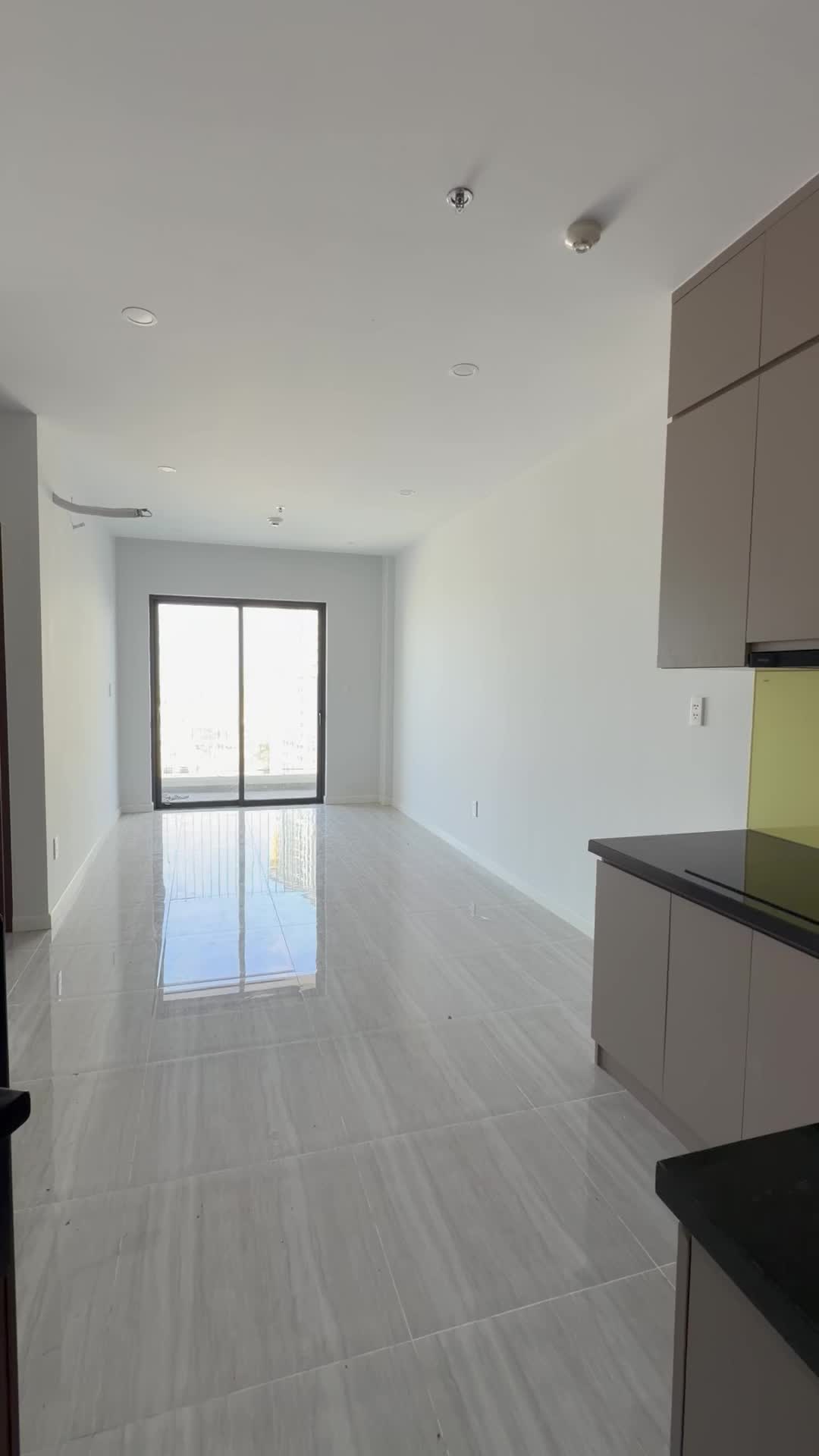 Căn hộ Bcons Green Topaz, 2 PN, 51 m²