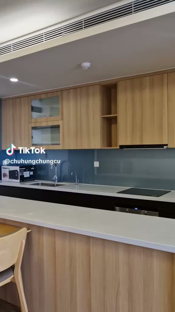 3 ngủ, 128m² – rộng để sống, đẹp để ở.  Căn góc thoáng, view hồ Sky Lake.