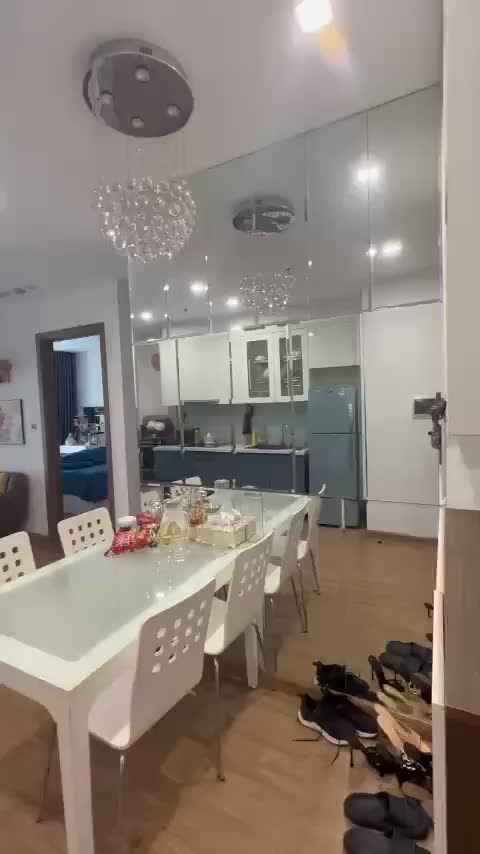 Căn hộ Vinhomes Green Bay, 2 PN, 57 m²