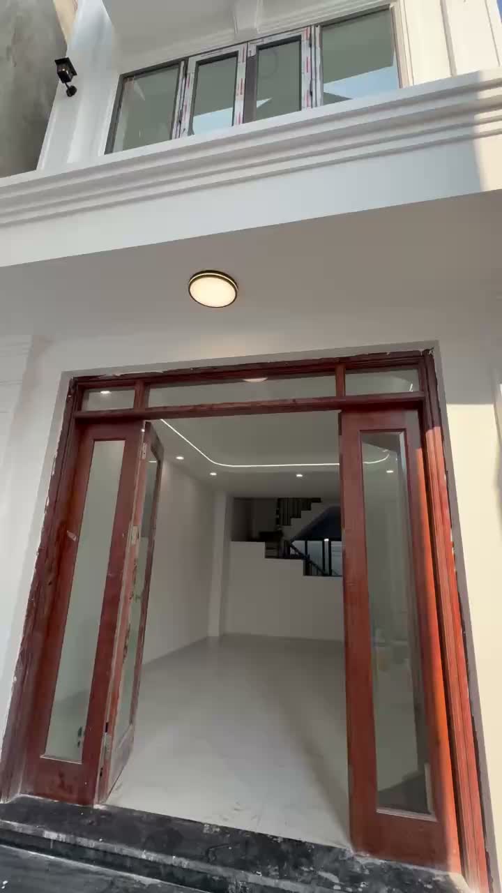 Bán nhà Mai Lâm, Đông Anh. 63m2, nhà đẹp, giá tốt, sổ sẵn sang tên.