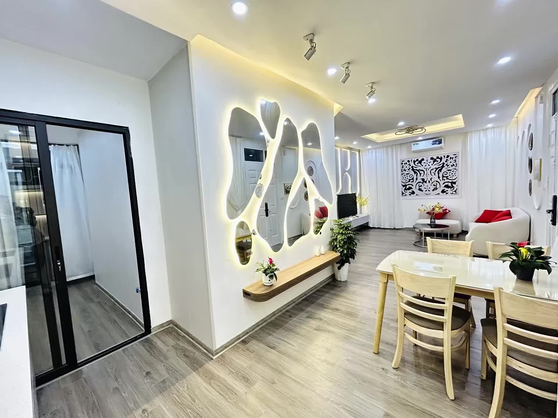 Căn hộ Khu Đô thị Mỹ Đình I, 3 PN, 82 m²