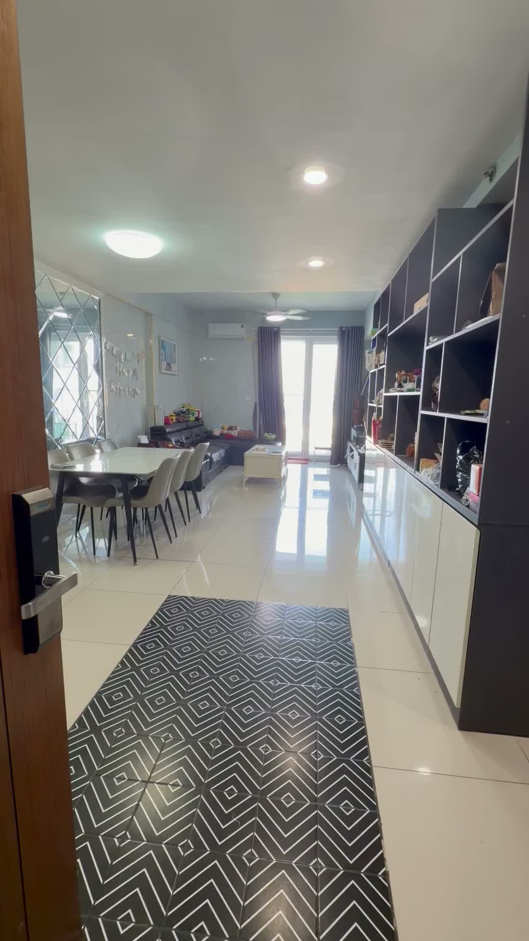 Chính chủ bán căn 3 phòng ngủ 106m2 - ảnh 2