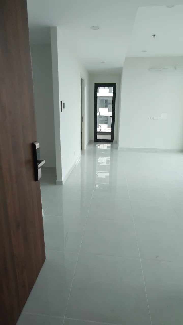 Căn hộ The Emerald Gofl View 2pn, 65m2, Đông Nam - Giá 2,9 tỷ - ảnh 2
