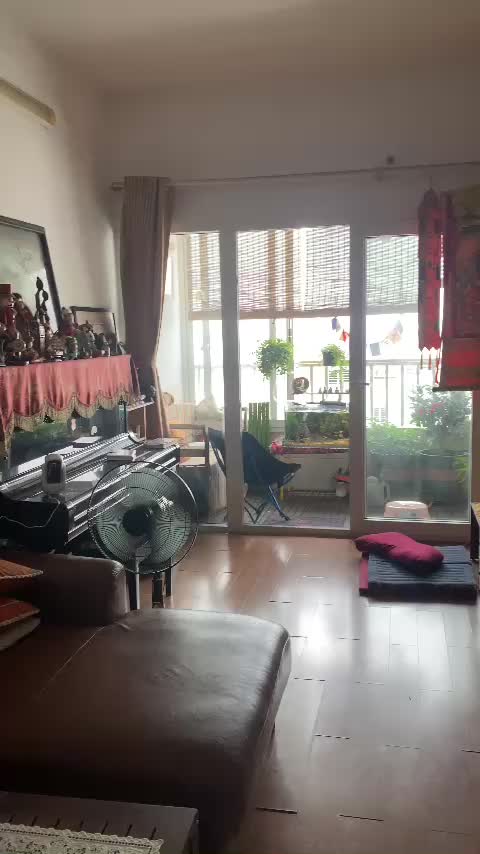 Căn hộ Khu đô thị Việt Hưng, 3 PN, 113 m²