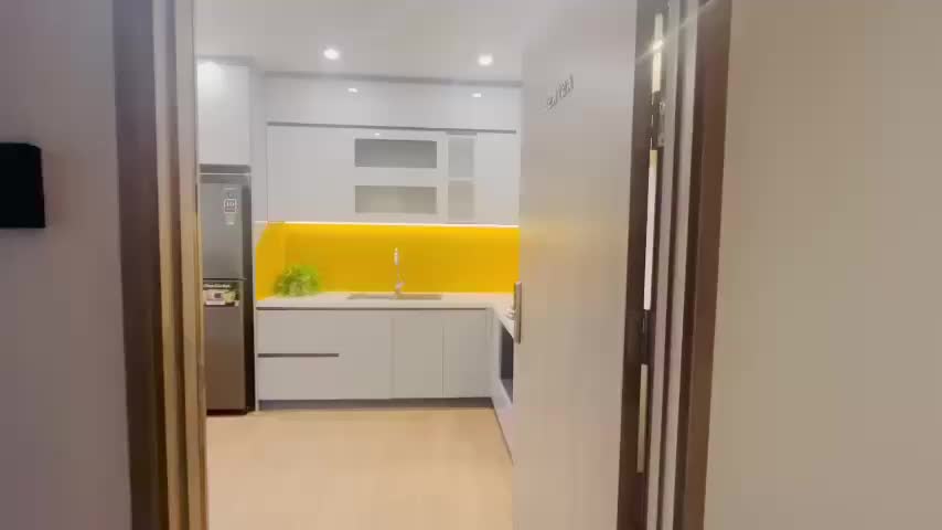Bán căn 2 ngủ+ 64m2  tầng trung đẹp full nôii thất hướng mát giá 3.8 tỷ Vinhomes Smart City - ảnh 2