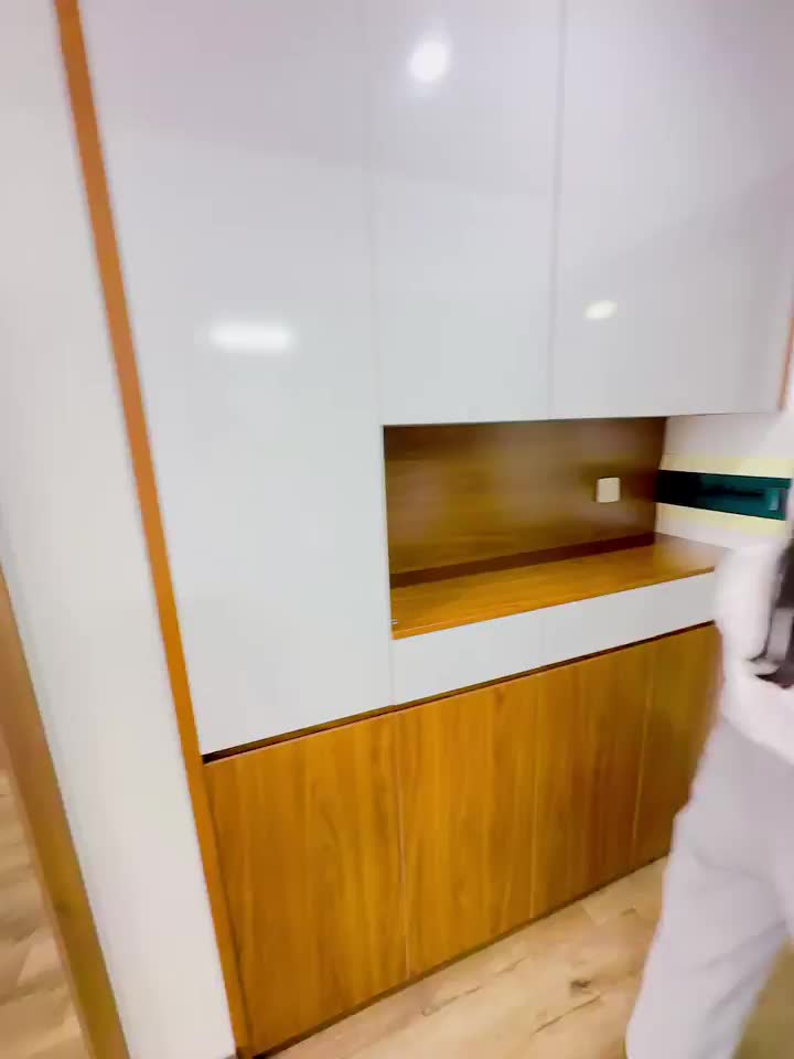 Căn hộ Long Biên Central, 2 PN 75 m²