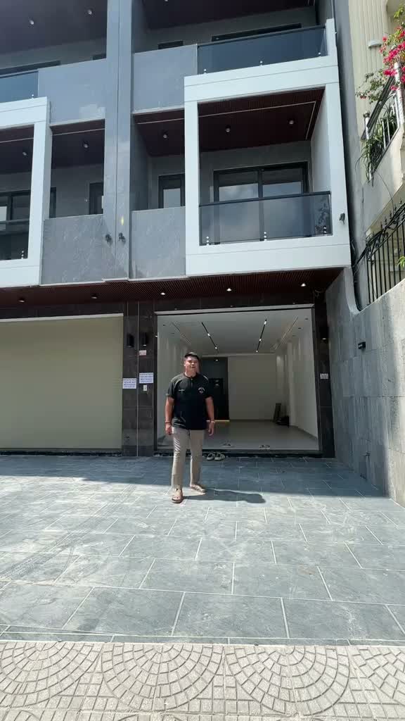 Nhà Thạch Bàn – Long Biên – 71m² x 6 Tầng Thang Máy– Giá 13 Tỷ!