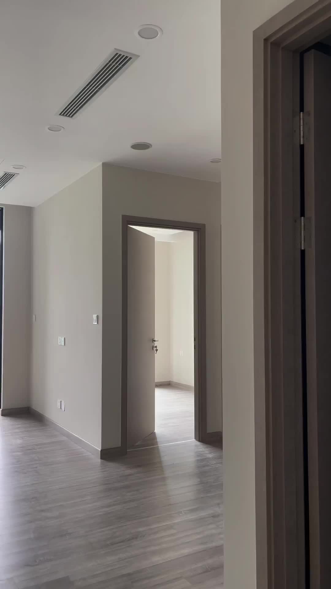 Căn hộ Sky Forest Residences Ecopark, 2 PN, 62 m²