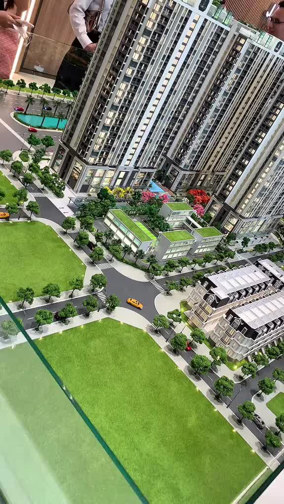 Jade Square