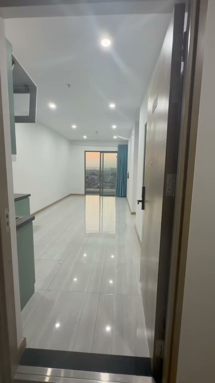 Độc quyền Bcons Green Topaz Gần Metro, Làng Đại Học, 2 PN 2 WC view SG có cam kết thuê 10tr/tháng - ảnh 2