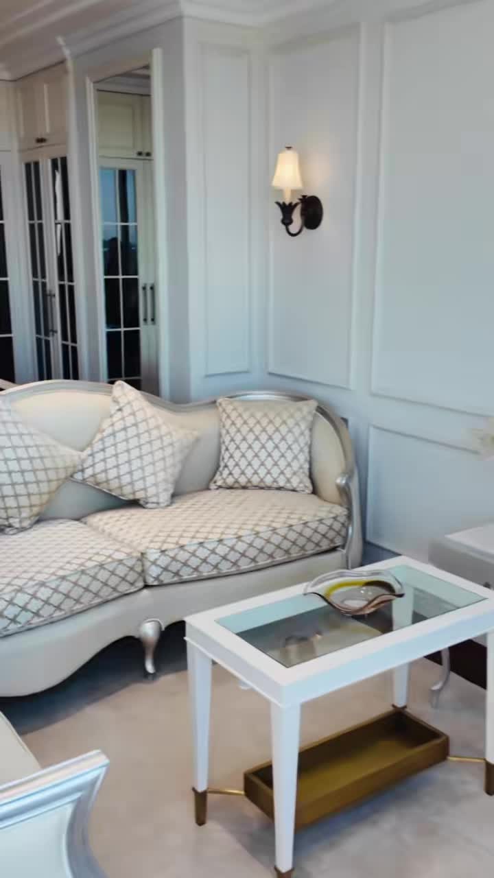 Căn hộ Noble Crystal Long Biên, 3 PN, 203 m²