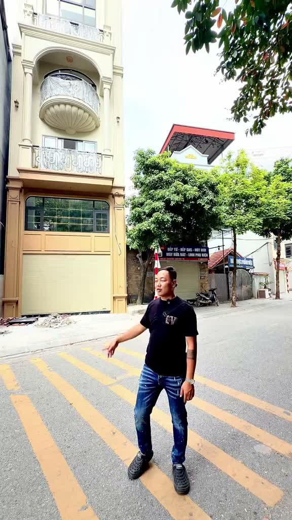 Nhà Phân Lô Cổ Linh – Long Biên – 7 Tầng Thang Máy